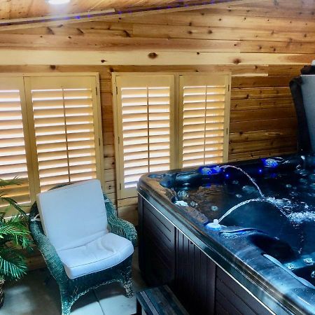 Blue Bear Den 3Br 2Ba Dtc Private Apt Hot Tub Εξωτερικό φωτογραφία