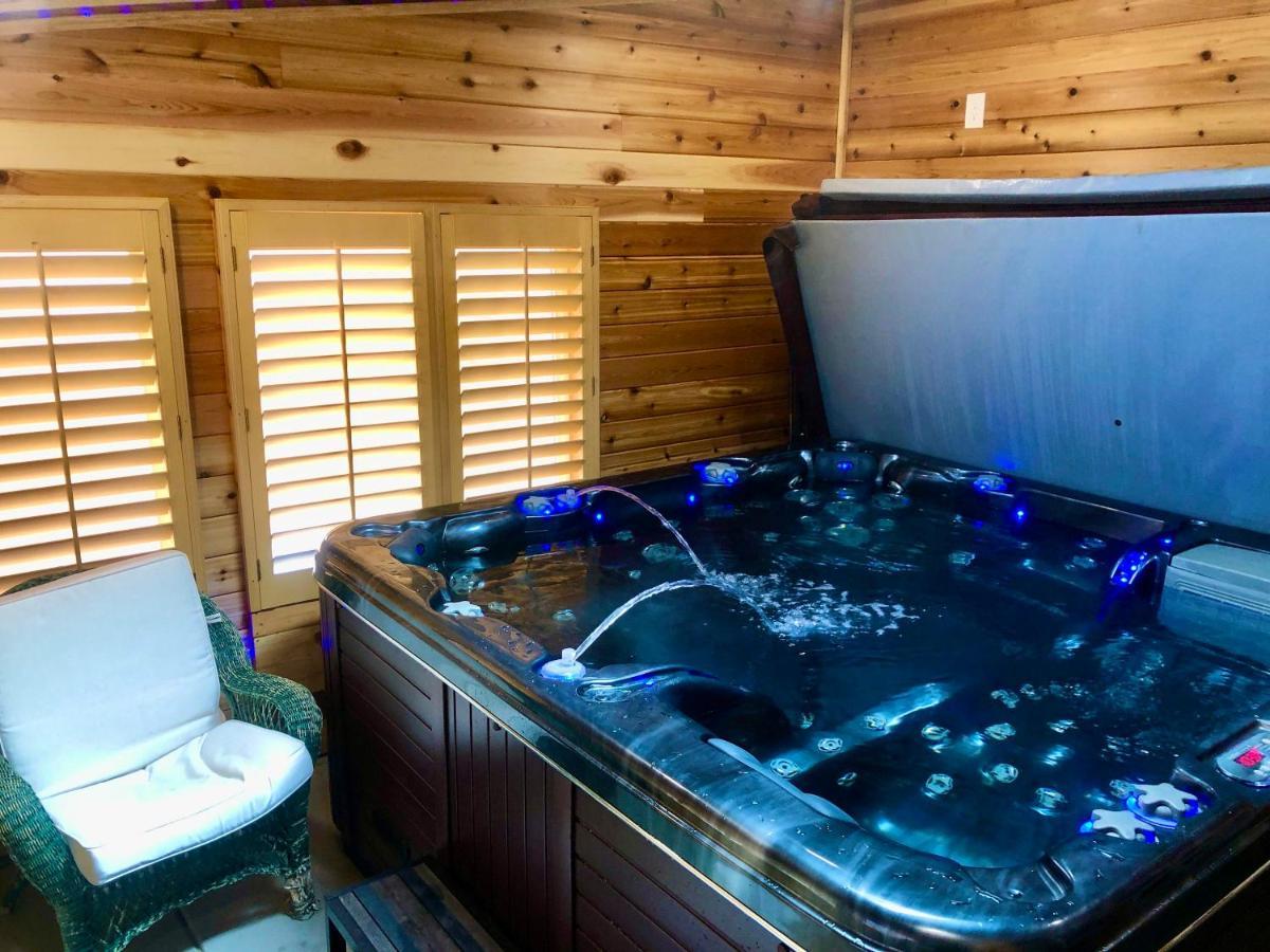 Blue Bear Den 3Br 2Ba Dtc Private Apt Hot Tub Εξωτερικό φωτογραφία