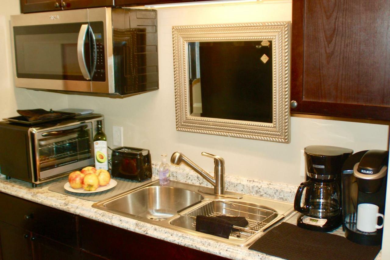 Blue Bear Den 3Br 2Ba Dtc Private Apt Hot Tub Εξωτερικό φωτογραφία